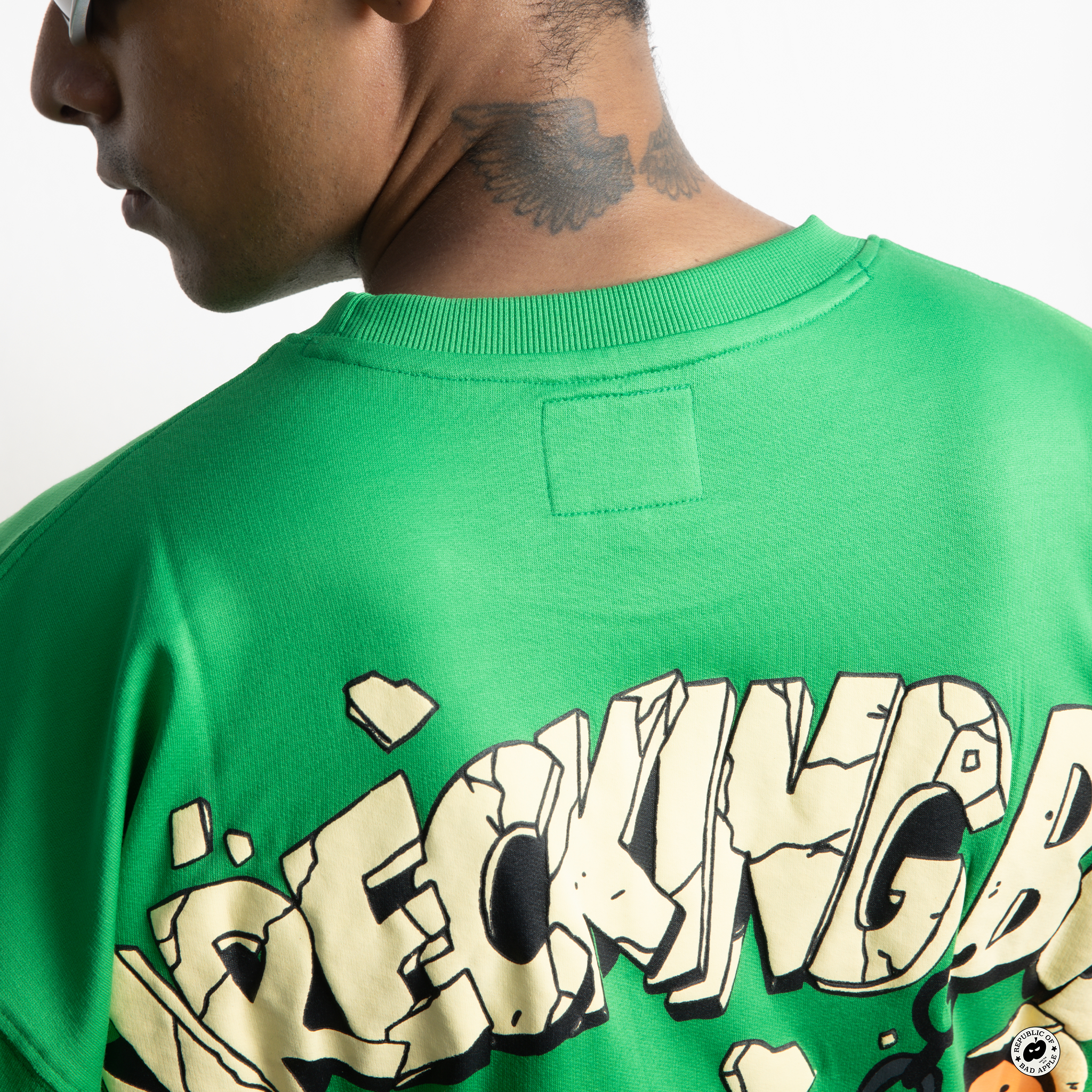 Loose Fit Oversized T-Shirt | Wrecking Bob - Green Apple | Unisex